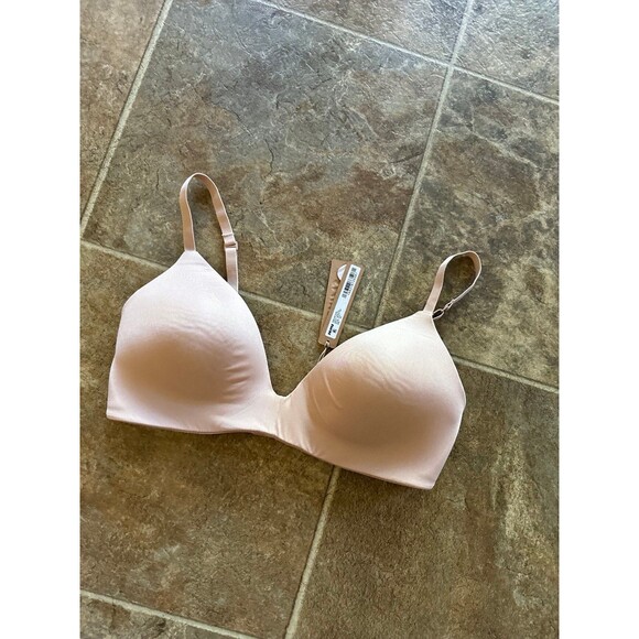 NWT - SKIMS Light Pink Bra - Picture 3 of 6